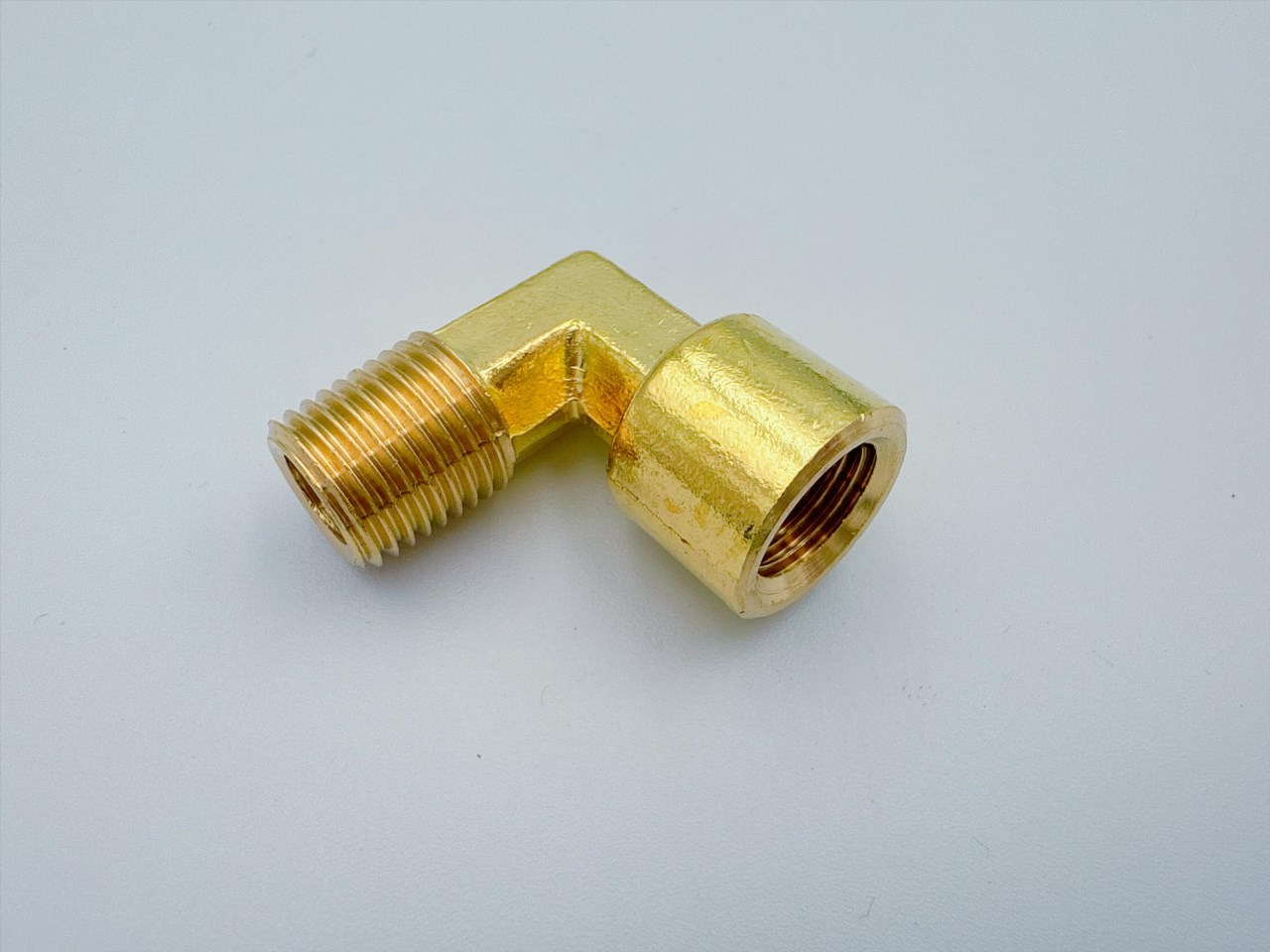 銅 90  ° 內外牙