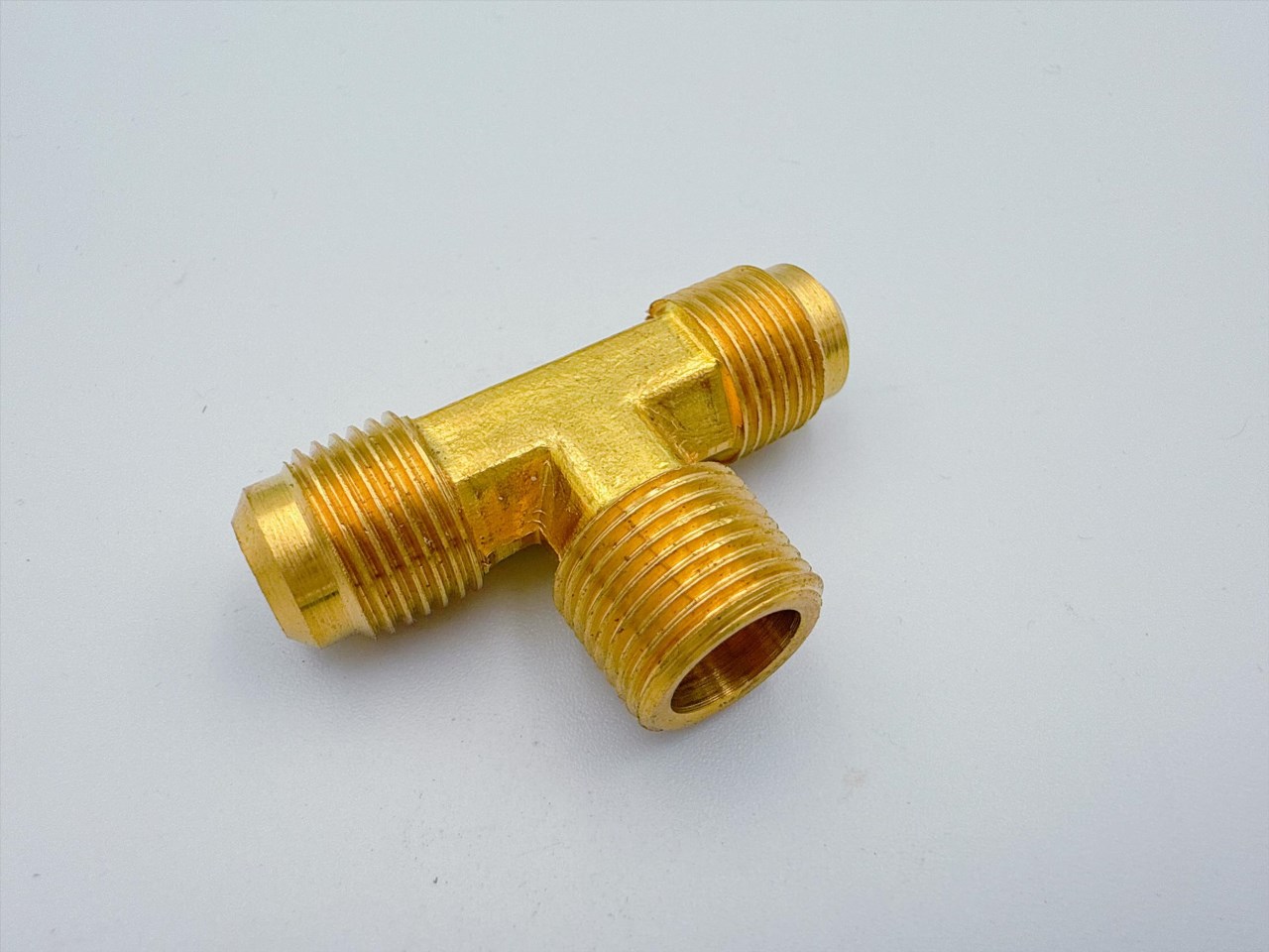銅公牙三通